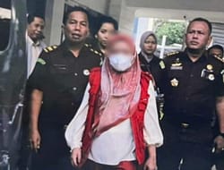 Korupsi BOK Dan Uang Jaspel : Mantan Kadinkes Tapteng di Tahan Kejatisu.