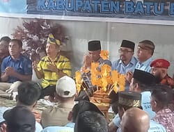 Masyarakat Simpang Dolok Tepung Tawari Paslon Darwis-Oky No. 1.