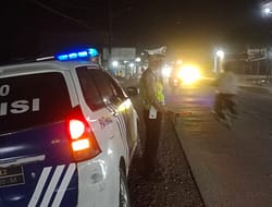 Ciptakan Situasi Lalulintas Yang Tertib, Polres Batu Bara Patroli Blue Light.