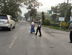 Every morning the Coal Police Strong Point, anticipating traffic jams.