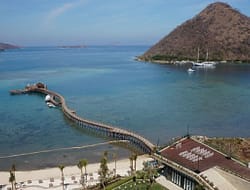 Wagub NTT Terkejut Ada Vila Mewah Diatas Laut Labuan Bajo.