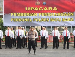 *Upacara Pemberian Penghargaan Kepada 31 Personil Polres Batu Bara Yang Berprestasi!* 
