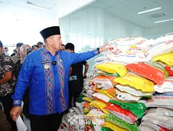 Pemkab Batu Bara Masak 1 Ton Kepah Sere Dan Kirim Sekitar 6 Truk Bantuan Untuk Korban Bencana Banjir.