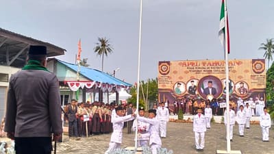 Darul Ma'rifat Gelar Apel Tahunan, Wakili Kapolda Sumut Kasubdit Bintibsos Polda Sumut Hadir Sebagai Inspektur Upacara